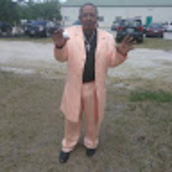 Meet your Posher, Carl - Picture 1 of 1